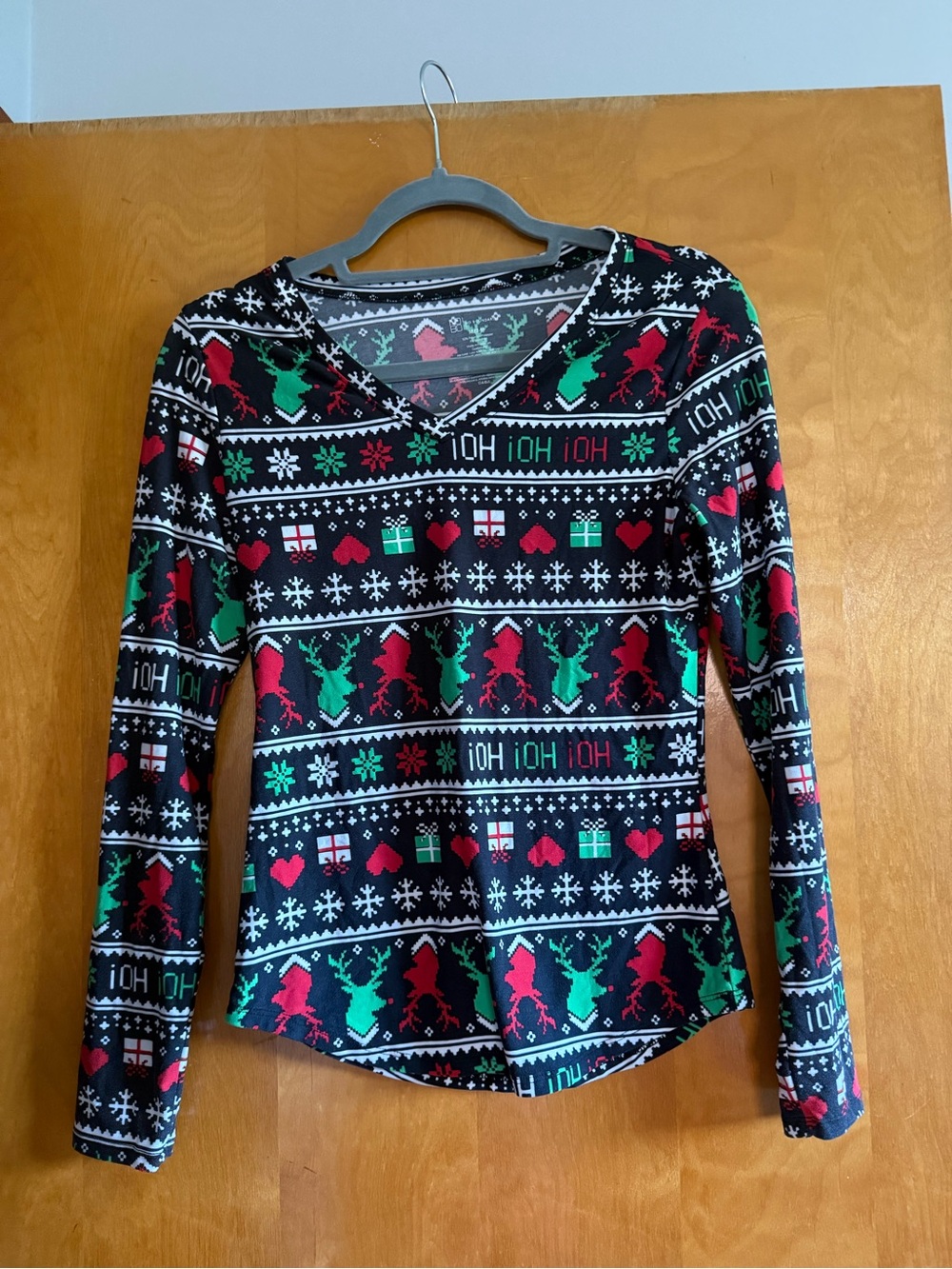 Women's Festive 'HOH' Holiday Sweater Tee - Black, Red & Green